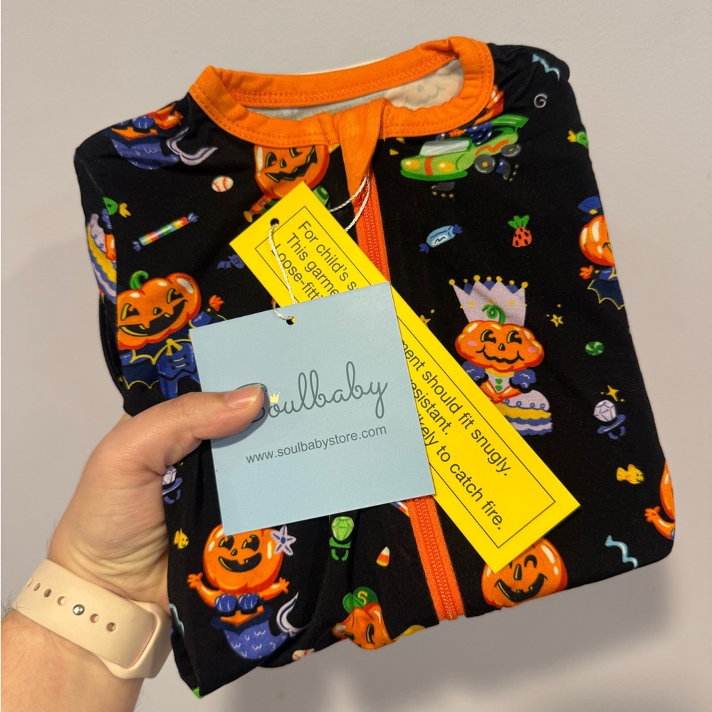 NWT Bamboo Pumpkin costumes Soulbaby zippie